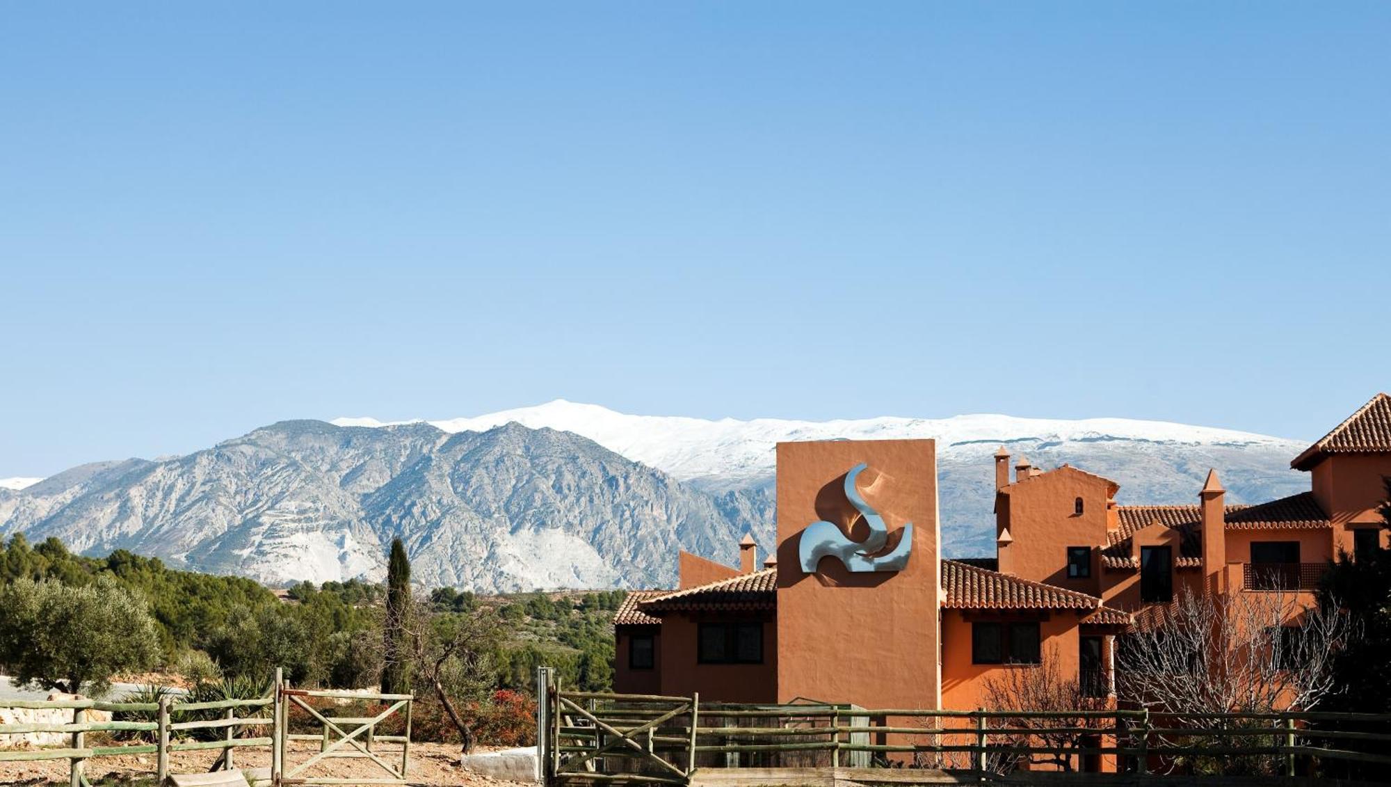 Hotel & Winery Senorio De Nevada Villamena Exterior foto